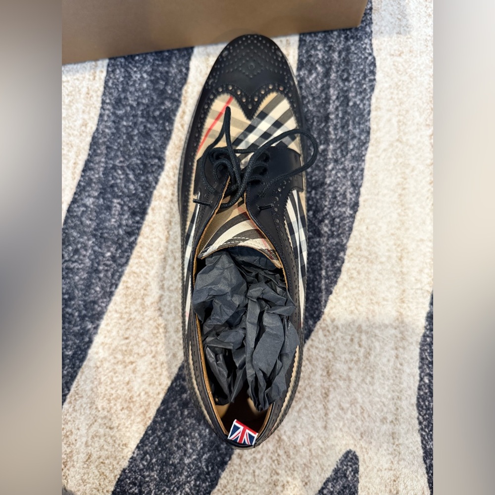 burberry arndale formal shoe, size 11.5. - Picture 3 of 4